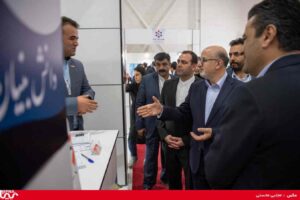 بازدید مدیر عامل شرکت ملی صنایع پتروشیمی از شرکت های استارتاپی و دانش بنیان