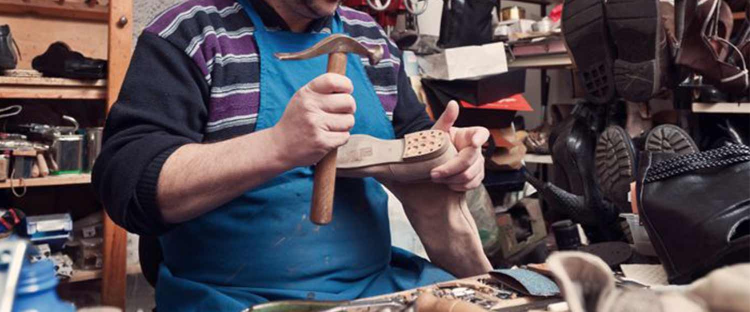 لیست ده تایی بهترین تولیدکنندگان ماشین آلات ساخت کفش |سازندگان دستگاه های کفاشی